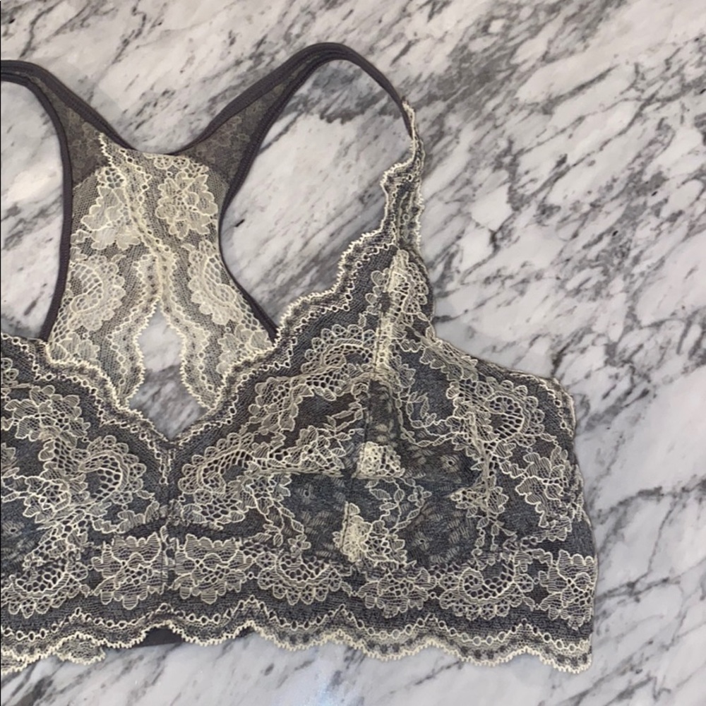 Felina Lacey Bralette - Picture 9 of 17